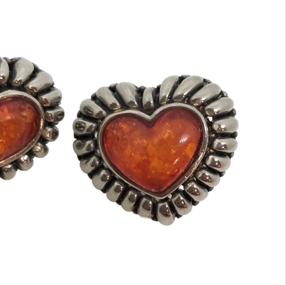 VINTAGE CHUNKY SILVERTONE & SHIMMERY AMBER COLOR CABACHON HEART EARRINGS - Picture 4 of 5